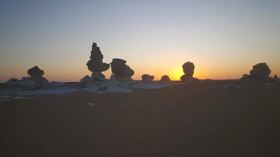 white desert tour from cairo